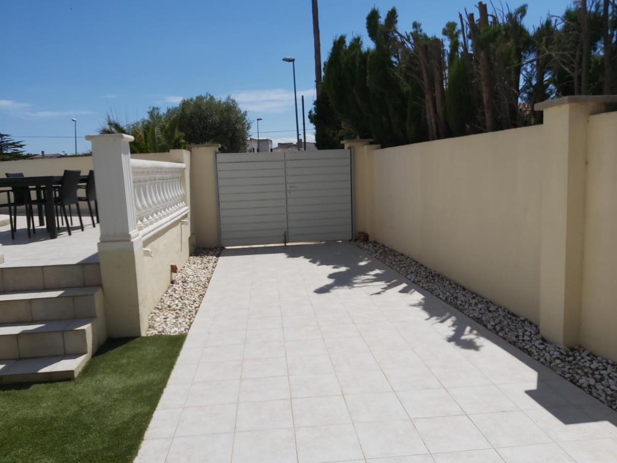 Vila Casa Amb Piscina Privada Empuriabrava Exteriér fotografie